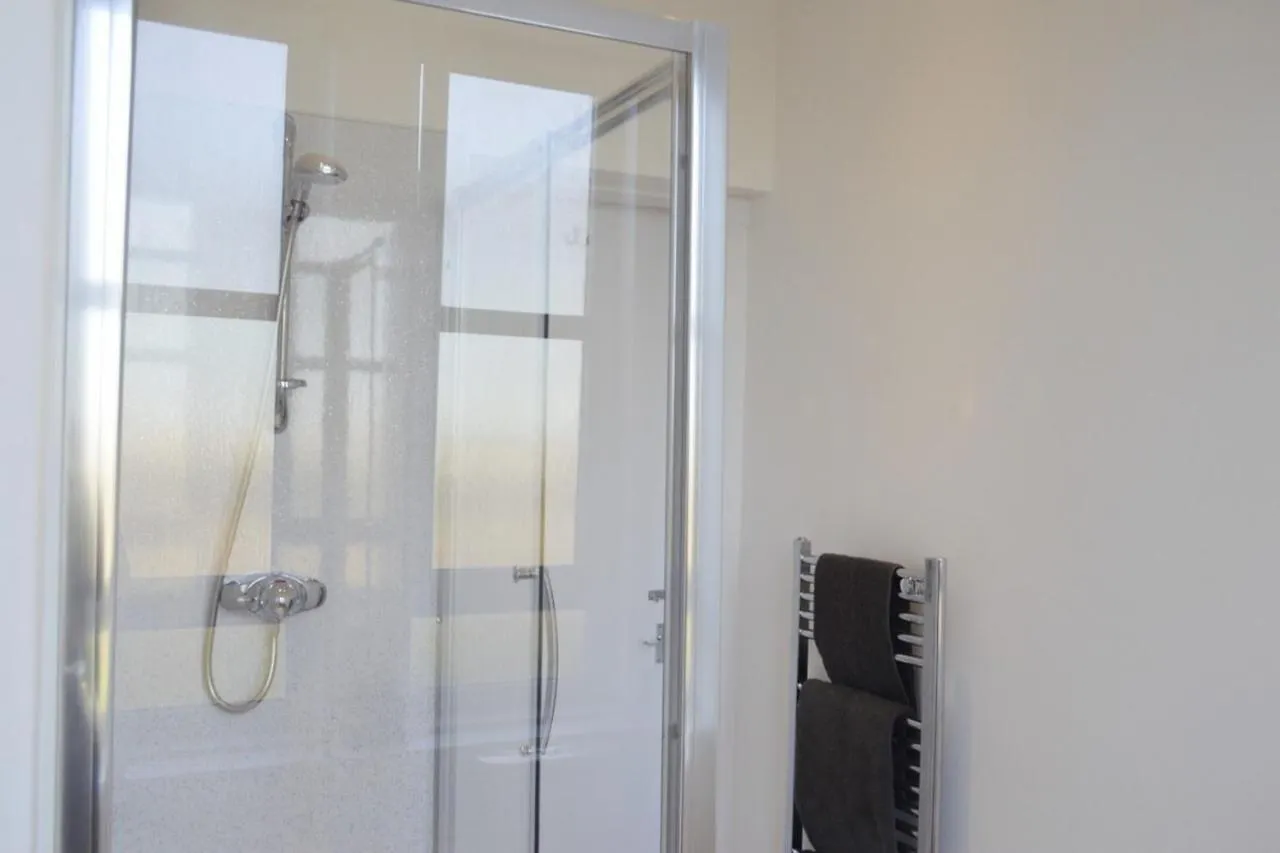 Modern 1 Bedroom Flat In The Heart Of Edinburgh 0*,